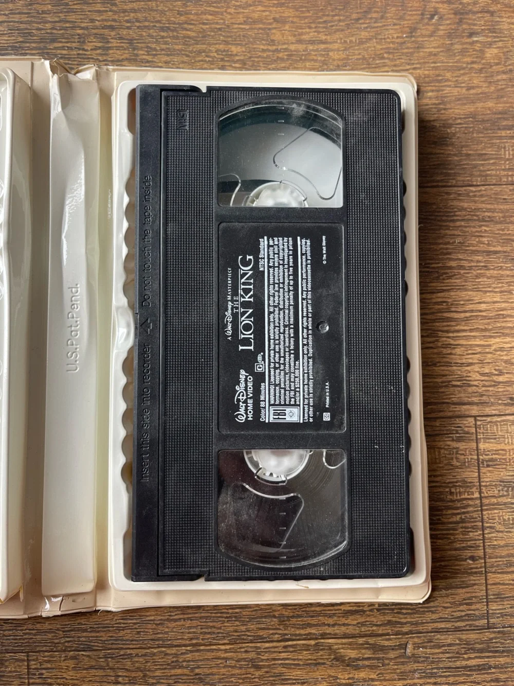 Disney The Lion King VHS Black Diamond Masterpiece Collection Clamshell 1995